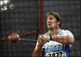 Le lancer du marteau fait-il partie du dcathlon ?