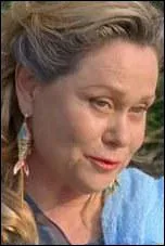 Quel est le prnom de Miss Chatam ?