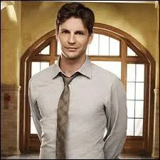 Pourquoi Julian a-t-il annul le rendez-vous avec Marti ?