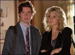 Qui est le partenaire de Marti dans l'affaire que Julian leur a donne ?