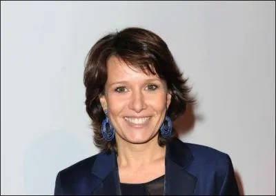 Voici Carole Rousseau , elle svit sur ... .