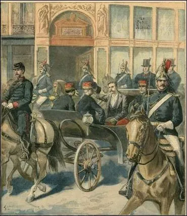 Tenu  l'cart par le gouvernement, quel prsident ne restera que 6 mois au pouvoir prfrant dmissionner ?