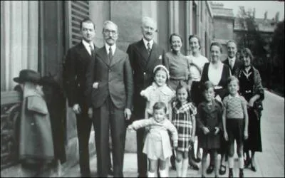 Quel ancien prsident de la Rpublique franaise se trouve sur cette photo ?