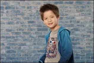 Comment s'appelle le frre de Cece ?