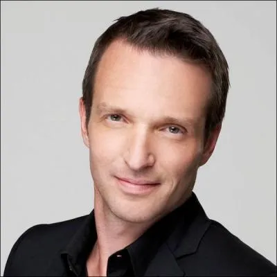 C'est Stphane Rotenberg qui officie sur ... .