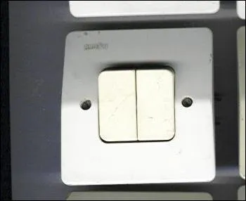 Ce type d'appareillage à griffes est autorisé...