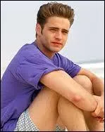 Quel est son nom de famille ?