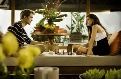 Sur quelle le Edward emmne-t-il Bella, pour leur noce ?