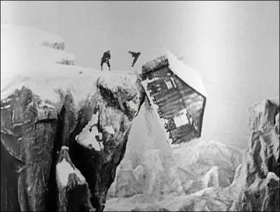 Quel est le ralisateur du film  La rue vers l'or  sorti en 1925 ?