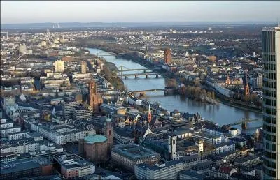 Le Main est une rivire allemande qui, entre autres villes, arrose Francfort. De quel autre cours d'eau est-elle un affluent ?