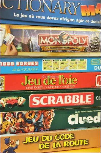Dans quel jeu de socit pouvez-vous tre en possession d'une  main  ?