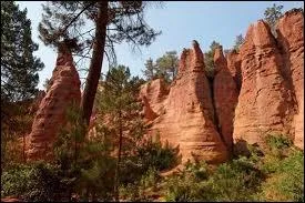 O se trouve cet endroit trs visit ?