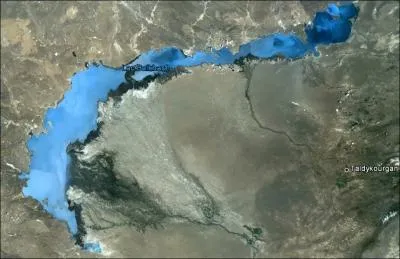 Dans quel pays se trouve le lac Balkhash ?