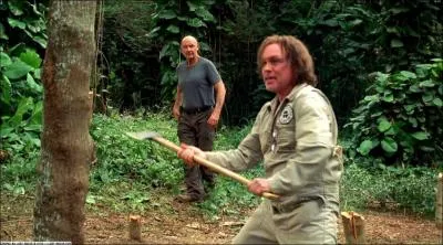 Comment s'appelle l'homme qui coupe du bois ?