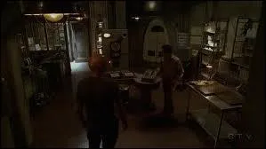  Ceux qui restent (partie 2)  : Dans quelle station vont Ben et Locke pour dplacer l'le ?