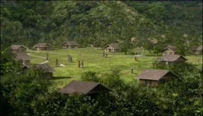  Liste noire  : Qui est abandonn par Locke dans une maison des baraquements ?