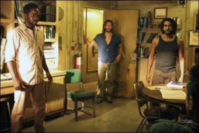 Qui est l'espion de Ben  bord du bateau ?