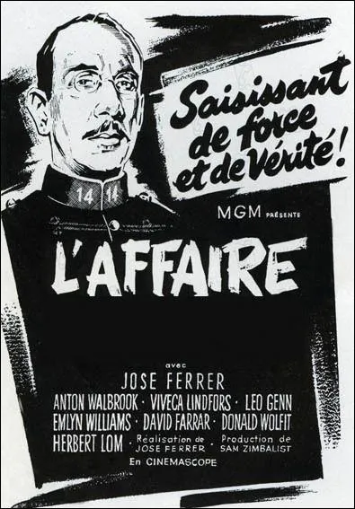 Accus  tort d'espionnage, un capitaine de l'arme franaise d'origine juive est dgrad et condamn  la dportation  vie.