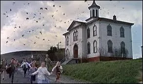 Laquelle de ses actrices tenait le rôle principal dans "Les oiseaux" d'Hitchcock ?