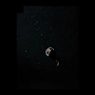 La garcette lance (Bathylagus pacificus) n'a pas d'cailles, un squelette trs fin et pas de vessie natatoire. Que lui permettent toutes ces caractristiques ?