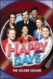 Dans ''Les Jours heureux'' (''Happy Days'' ), c'est Richie Cunningham qui tient le premier rôle mais quel est le surnom du gentil loubard à moto qui crève l'écran à ses côtés ?