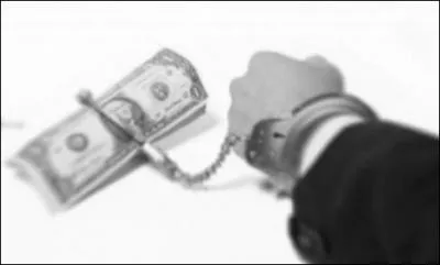 Quel(le) ministre a d dmissionner pour ses cachotteries et petits arrangements chez les milliardaires Bettencourt ?