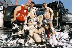 Film de Franois Desagnat sorti en 2003 , c'est  Les ... . .commandements 