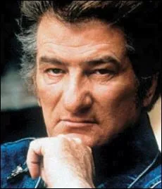 Quelle ville Eddy Mitchell faisait-il rimer avec Belleville ?