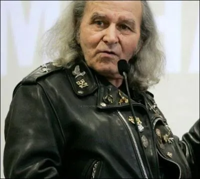 Cet homme mdiatis est Guy Gilbert. Toujours revtu de son blouson de cuir, quelle est sa profession ?