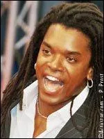 Qui est cet humoriste, lequel, depuis, a coup ses longs cheveux ?