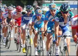 Qui ne pratique PAS le cyclisme ?