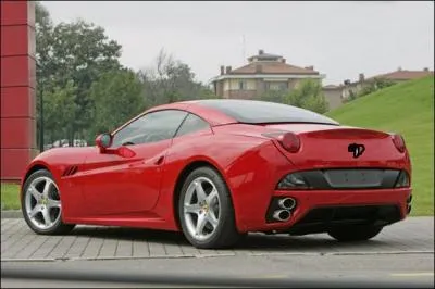 Qui a construit la   California   ?