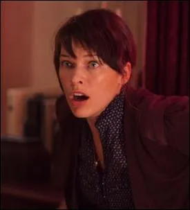 En 2010, Milla Jovovich incarne un docteur qui traite les phnomnes paranormaux. Quels phnomnes en particulier ?