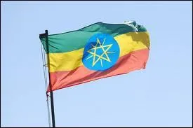 Le croissant de lune ne sera pas visible sur le drapeau à ---------------.