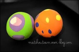 Ce sont des balles de jonglage !