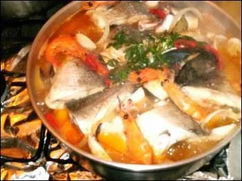 La soupe de poisson caldeirada, est une spcialit :