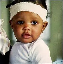 Comment s'appelle l'enfant que Meredith et Derek ont adopt ?