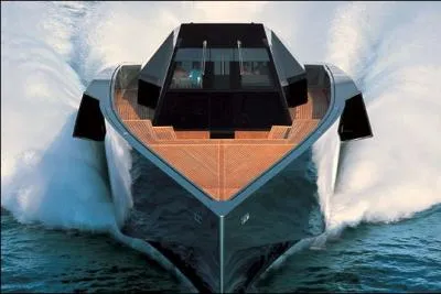 Et quel est le titre du film dans lequel on voit cet extraordinaire yacht ?