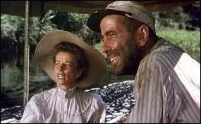 Sur quel rafiot se retrouvent ces deux laisss pour compte, que jouent Katharine Hepburn et Humphrey Bogart ?