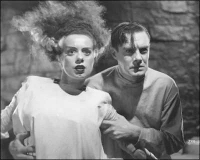 C'est Elsa Lanchester, dans la vie pouse du comdien Charles Laughton, qui porte cette trange coiffure tout en hauteur. Quel rle tient-elle ?