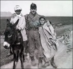 Le 18 mars 1962, un accord de cessez-le-feu en Algrie est sign  Evian. Quelle tait alors la dure du service militaire obligatoire en France ?