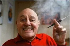 Quel est le slogan du journal satirique   Harakiri , journal cre entre autres par le professeur Choron ?