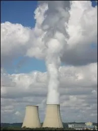 Pourquoi l'eau lourde est-elle utilise par l'industrie nuclaire ?