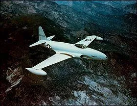 Le Lockheed P-80 Shooting Star est le premier jet US  remporter une victoire en combat arien. Durant quel affrontement ?