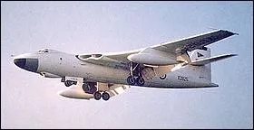 Dernier du trio des V-Bombers aprs le Victor et le Vulcan, je suis le :