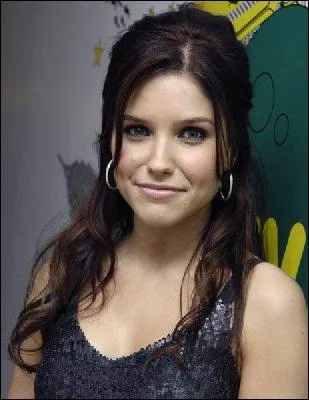 Que dcouvre Clay dans la saison 9 ?