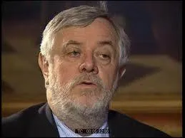 Un titre des Beatles était ''Lucy in the Sky with Diamonds'' . Yves Coppens l'écoutait quand il a découvert dans le désert éthiopien...