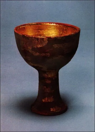 Dans ces aventures, je continue la qute de la vie de mon pre qui est le Saint ...