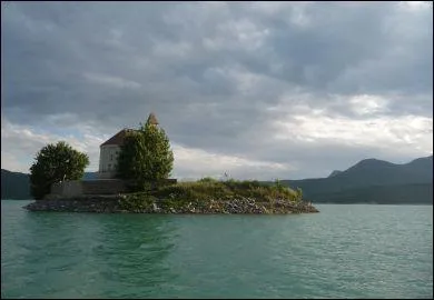 Dans quel pays se trouve ce paysage ?