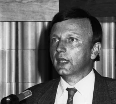 Comment s'appelle ce candidat ?